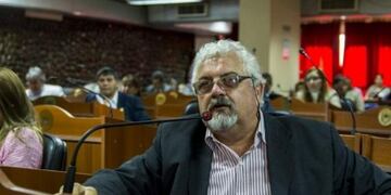 Molina le aconsejó a Sáenz que ponga primero las necesidades de la gente antes que buscar rédito político\u002E