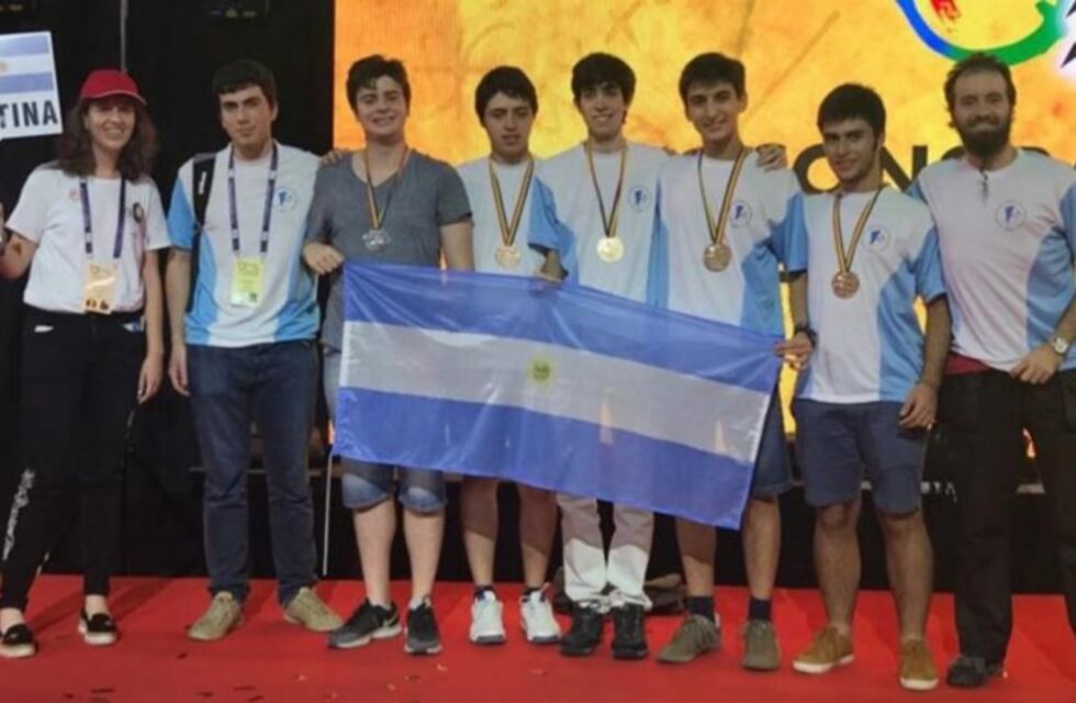 Un correntino dentro del equipo campeón de matemáticas