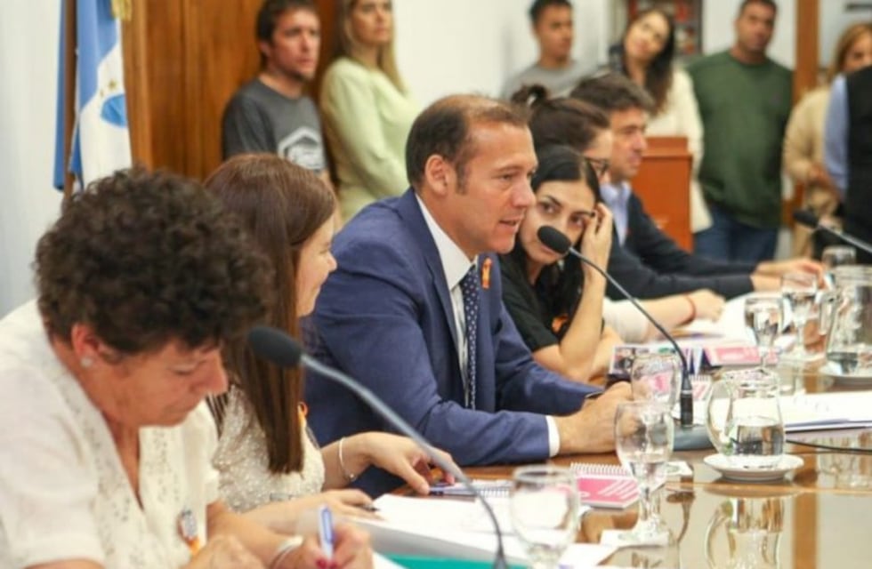 Gutiérrez asume su segundo mandato consecutivo como gobernador de Neuquén