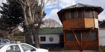 Un hombre fue detenido en Bariloche, pidió ir al baño y se escapó