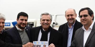 El gobernador electo acompañó a Alberto Fernández en las últimas semanas de campaña\u002E (Twitter)