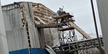 Fuerte explosión en la planta de Terminal 6