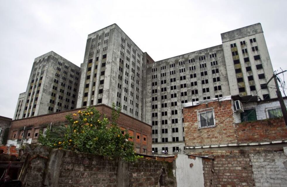 La Ciudad podrá iniciar la demolición del "Elefante Blanco" para construir un ministerio