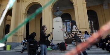 Aprobaron el lenguaje inclusivo en el Mariano Acosta\u002E (DYN)