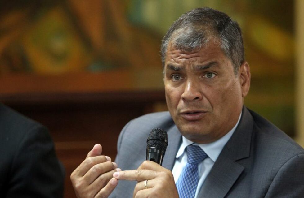 Ecuador: ordenan la detención del  ex presidente Rafael Correa