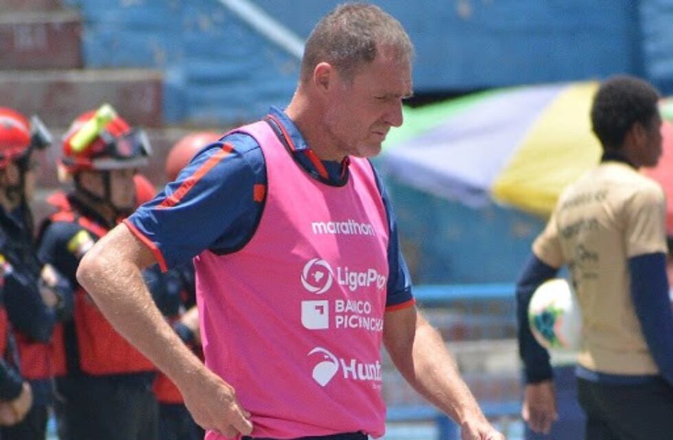 Darío Franco dio un paso al costado como técnico en Ecuador