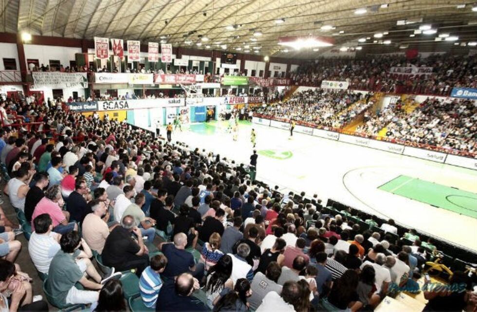 Atenas regresa a la acción frente a La Unión