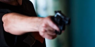 Amenazó a su familia con un arma y lo detuvieron