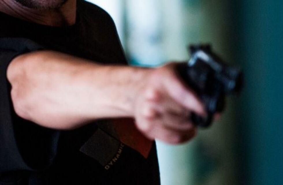 Amenazó a su familia con un arma y lo detuvieron