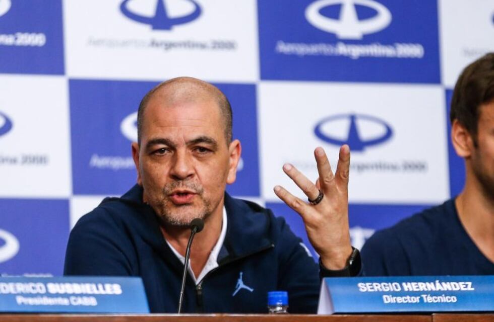 Sergio Hernández dejaría de ser el entrenador de la Selección de Básquet