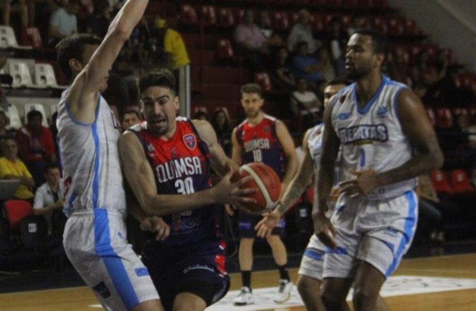 Derrota de Regatas Corrientes en el inicio de la serie semifinal del Súper 20