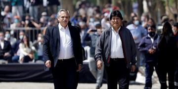 Alberto Fernández y Evo Morales\u002E (REUTERS)