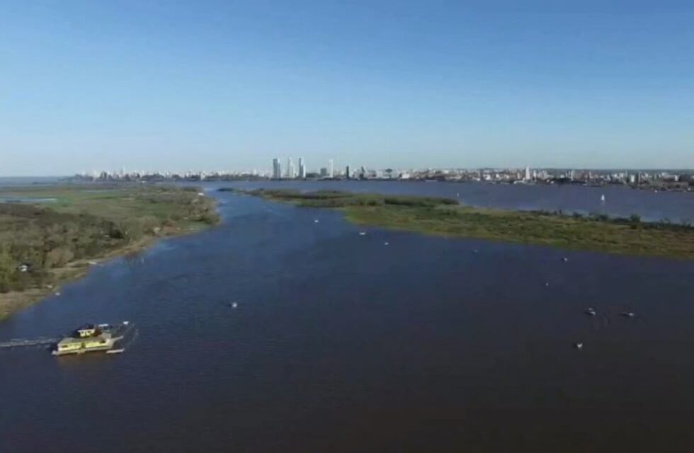 Una impactante foto del Embudo refleja el bajísimo nivel del río Paraná