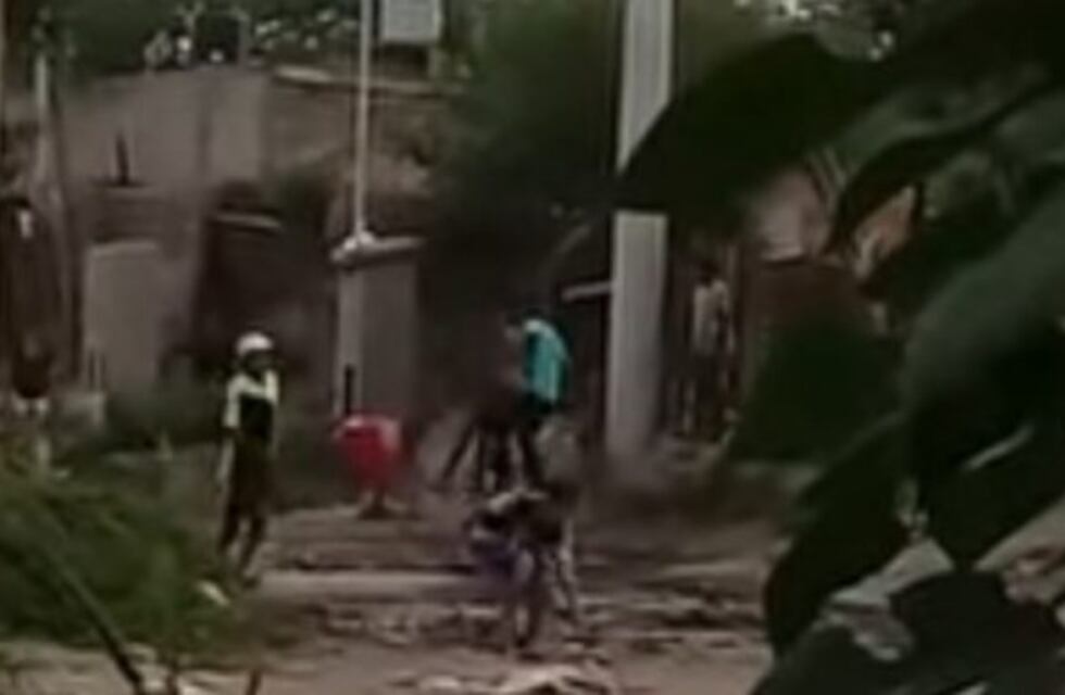 Viral: tiroteo entre chicos de 12 años en el barrio La Costanera