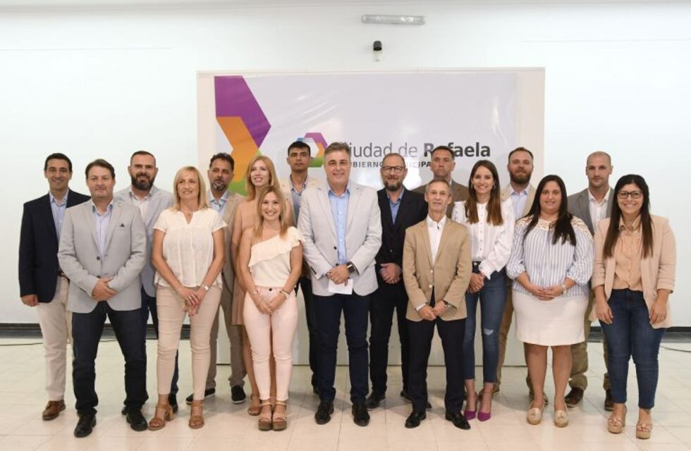 Luis Castellano presentó a los integrantes de su nuevo gabinete