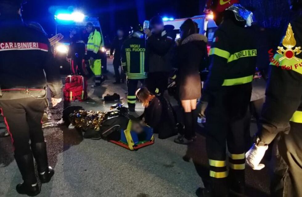 Al menos seis muertos por una estampida en una discoteca de Italia