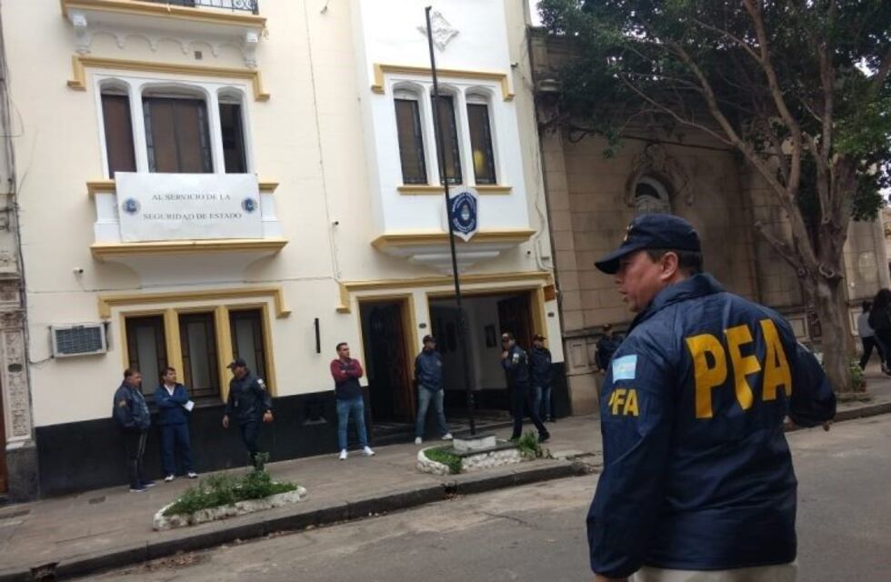 Renuevan la jefatura de la Policía Federal tras una investigación por vínculos con el narcotráfico