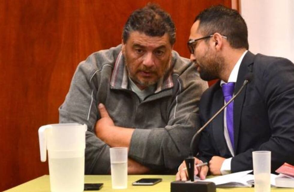 Imputaron por abuso sexual simple al docente de la ESFA