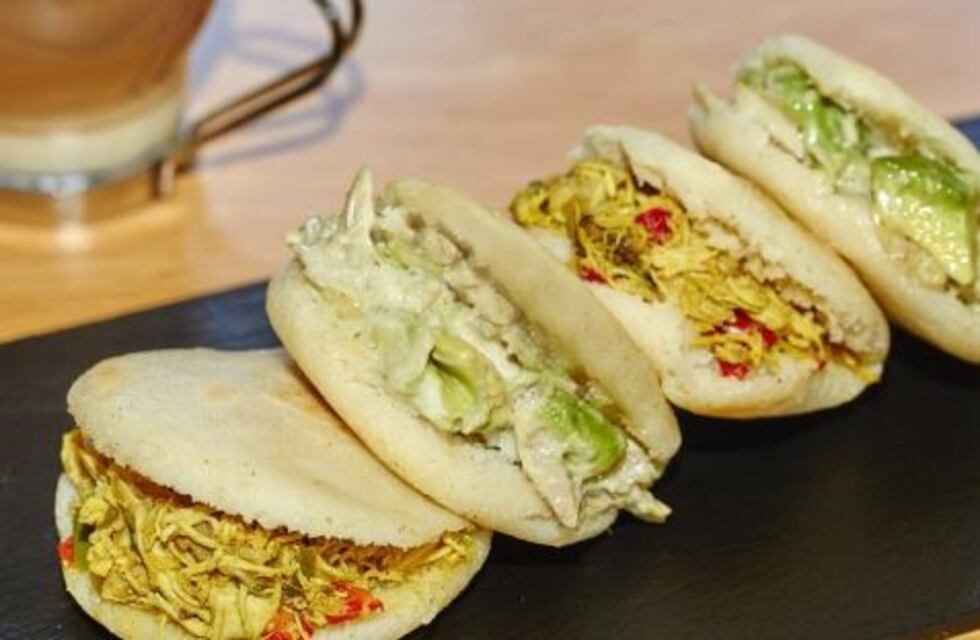 La ANMAT prohibió la venta de harina PAN de Venezuela que se utiliza para hacer arepas