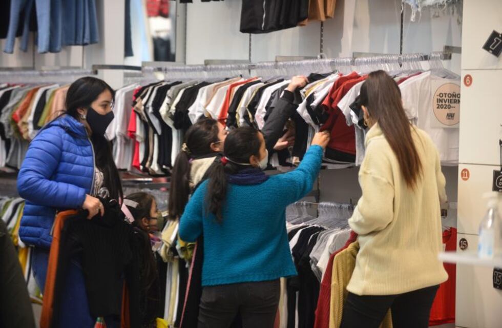 Extienden el horario de los comercios a partir de septiembre en Córdoba
