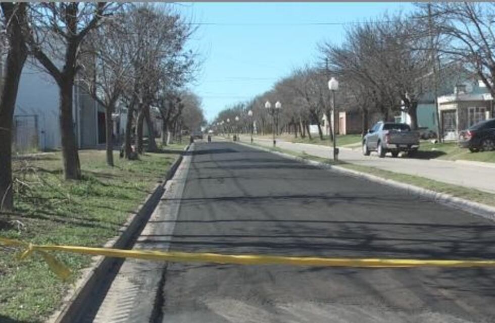 Se realizó asfalto a la calle Saavedra entre General Paz y Uruguay