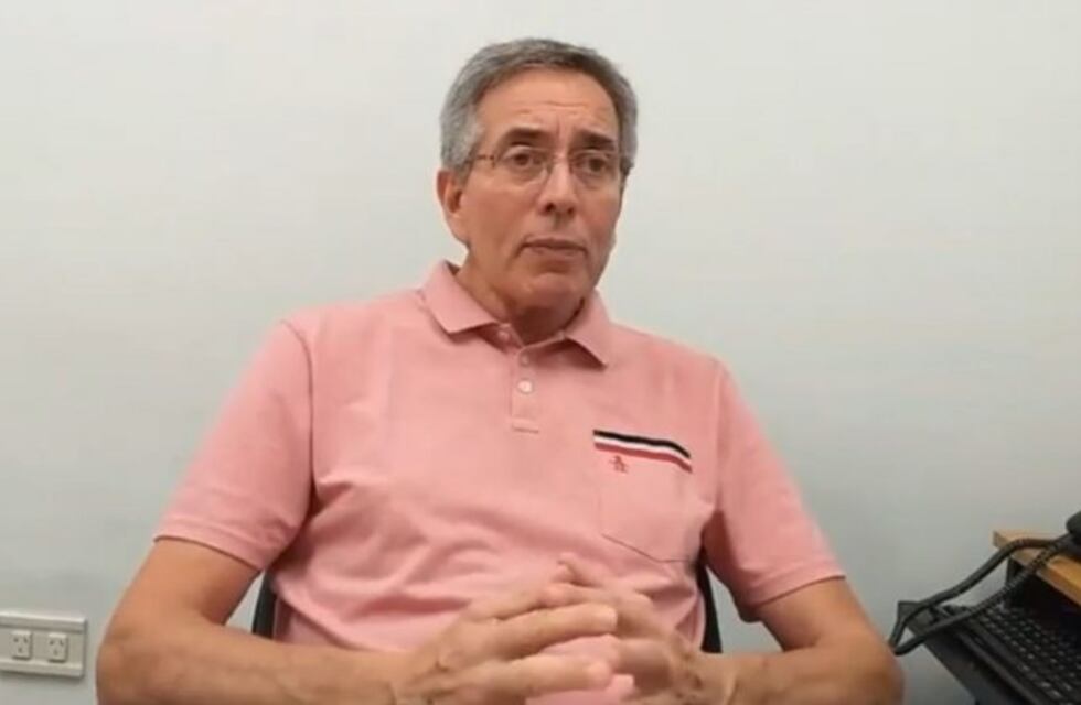 Carlos Silva: "es una vergüenza que los pacientes tengan que traer las sábanas al Hospital de Arroyito"