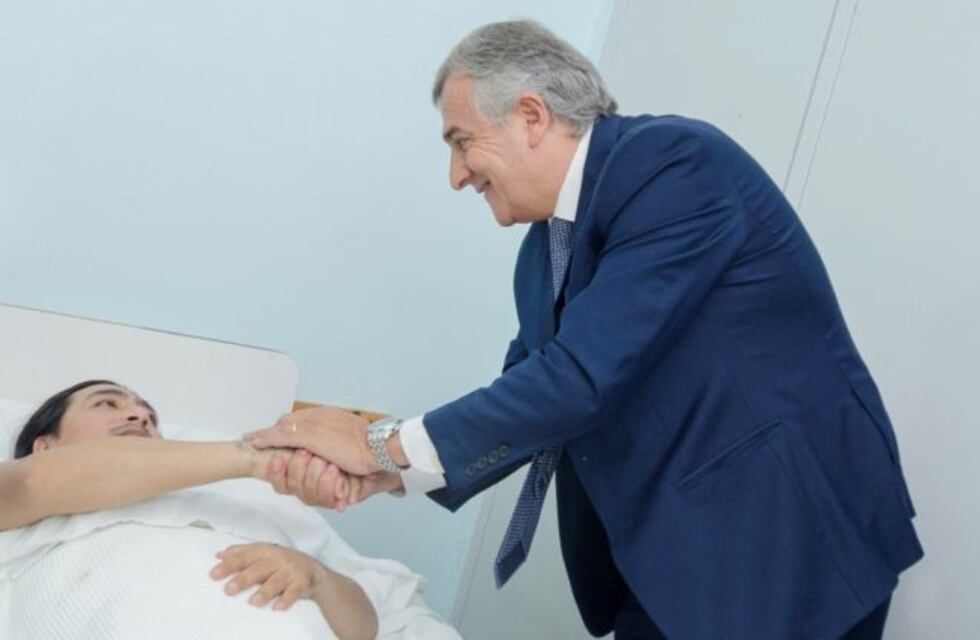 Vilca se recupera en el hospital "Pablo Soria" y lo visitó el Gobernador