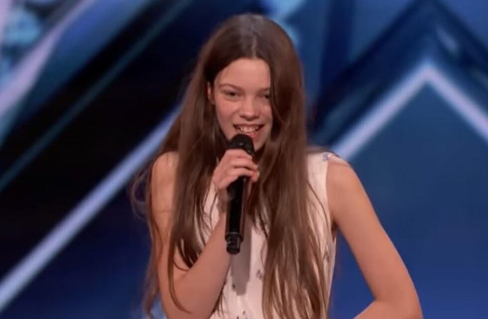 La primera impresión no es la que cuenta: tiene 13 años y deslumbró con su gran voz