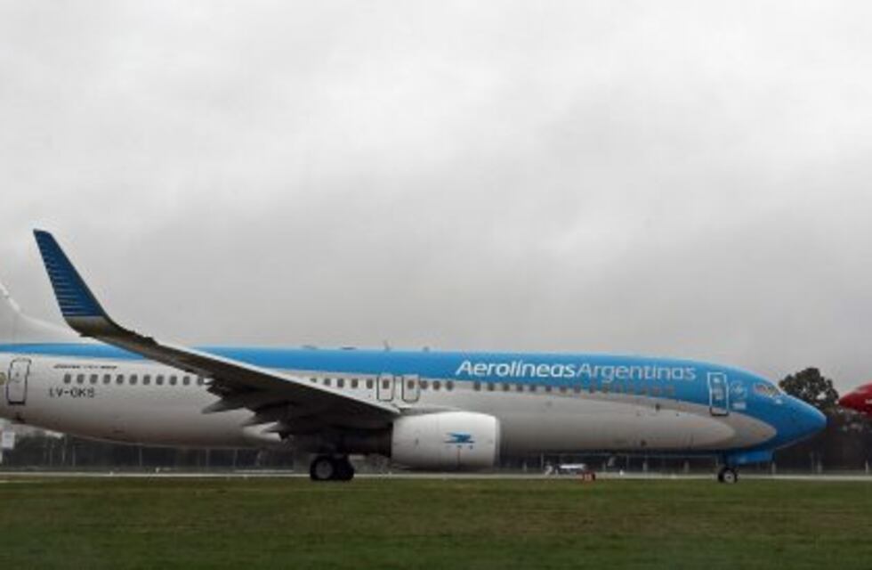 Suspendieron un vuelo de Aerolíneas y quedaron varados varios pasajeros