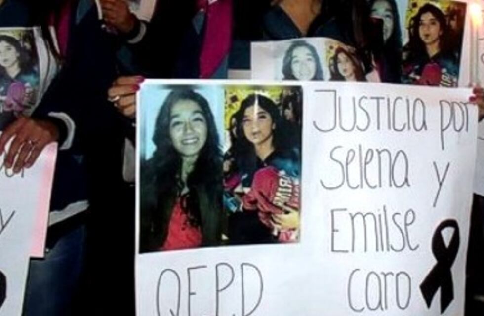 Familiares de las hermanas atropelladas reclamaron en la puerta de los Tribunales puntanos