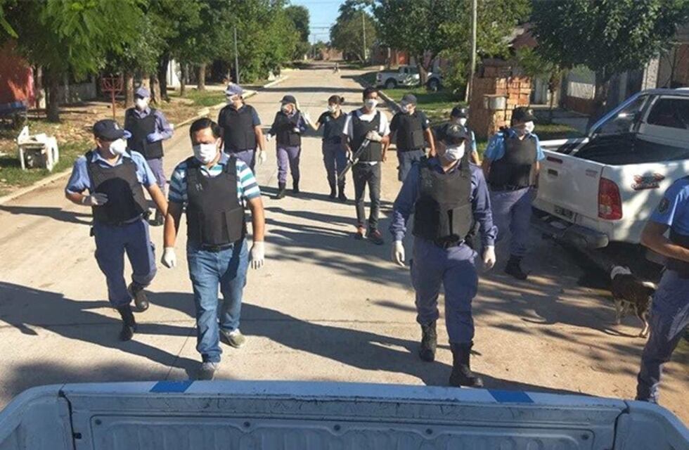 Policías heridos y miles de detenidos: desobediencia civil en tiempos de cuarentena