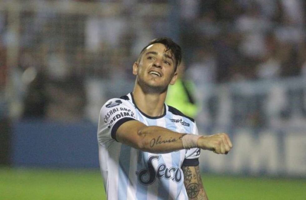 Horas después de anunciar el pase de Zampedri, Atlético Tucumán desmintió a Central