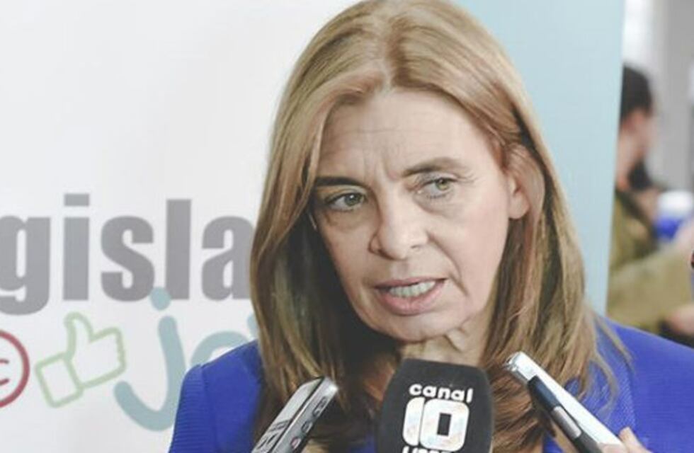 Laura Montero: "Me gustaría que Cobos votara a favor de la despenalización del aborto"