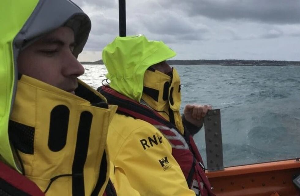 Emiliano Sala: fracasó el primer intento para rescatar el cuerpo hallado entre los restos del avión