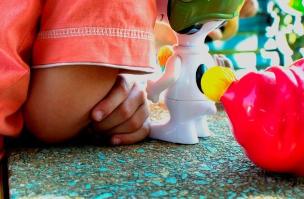 Empleadora deberá abonar cuotas alimentarias que omitió retener del sueldo del progenitor