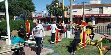 Cerca de 60 adultos mayores asisten a este centro en Carlos Paz.