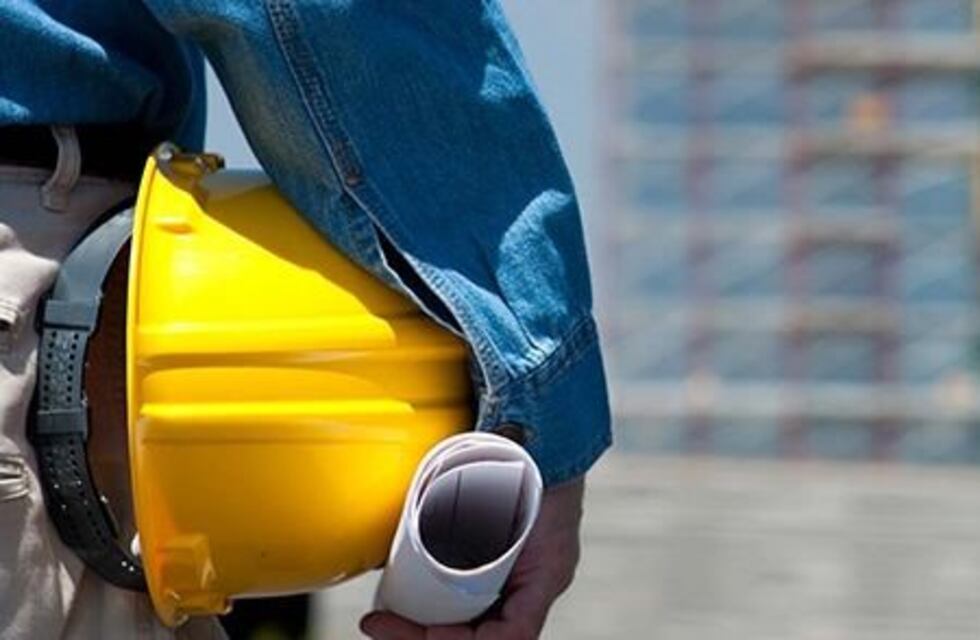 El ministerio de Educación analiza realizar la "entrega parcial" del CET N°28 en el barrio El Frutillar