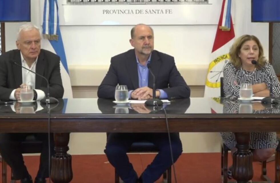 Perotti ordenó que los santafesinos que regresen de cualquier país cumplan el aislamiento