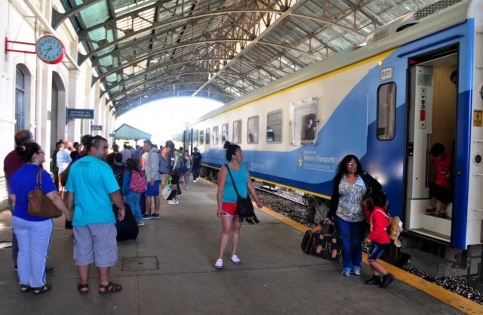 El resurgir del tren: gran demanda de pasajes durante el verano