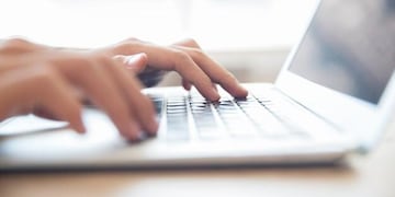 Teletrabajo / trabajo a distancia / uso de notebook o computadora