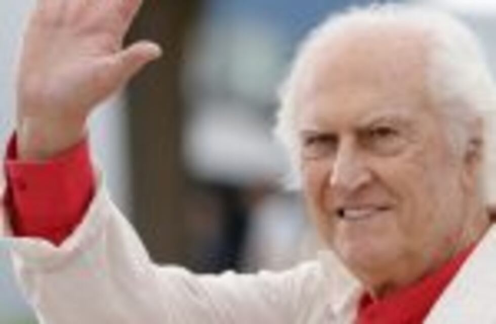 Solanas dice que al Gobierno no se le ponen "palos en la rueda" y le aconsejó a Macri tomar "una caja de aspirinas"