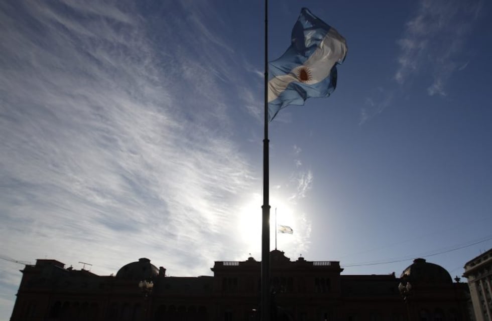 Declaran duelo en Chaco durante julio por los fallecidos por coronavirus y ascienden a Pongonza post mortem