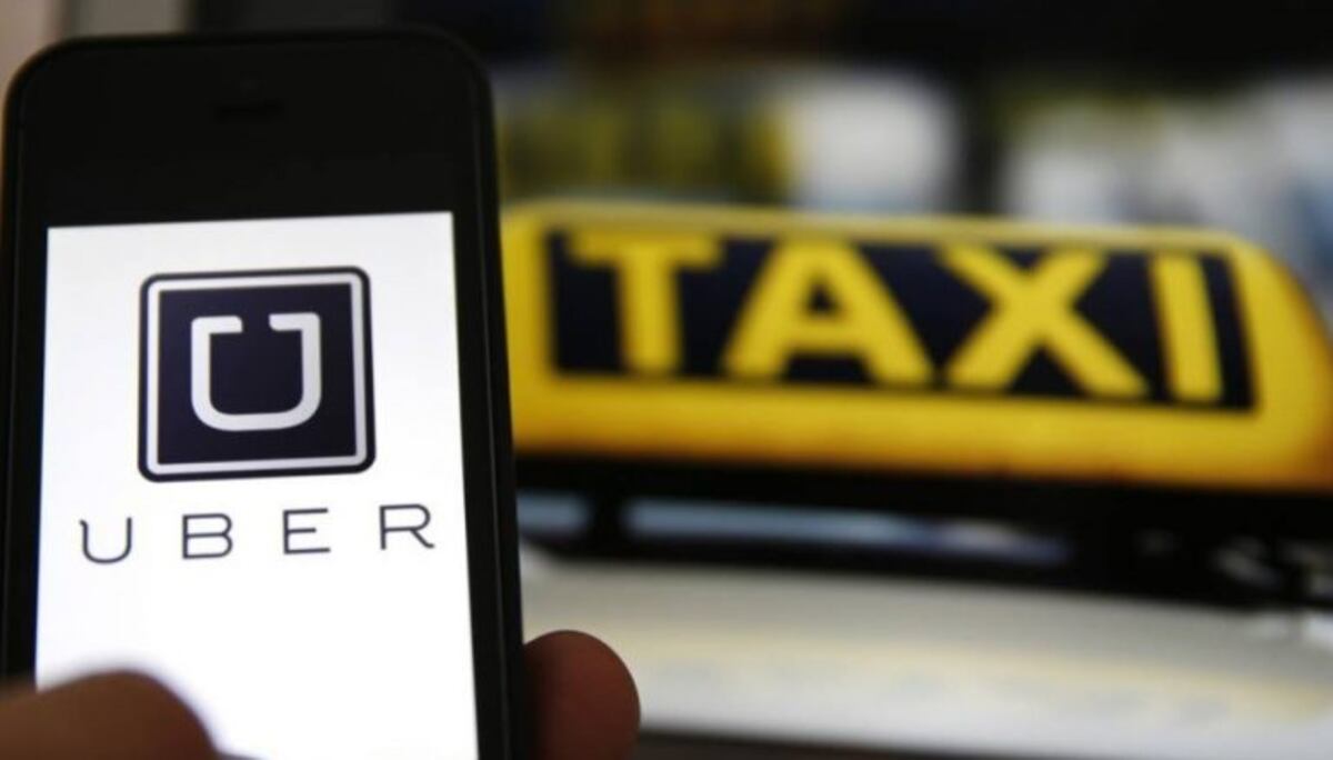 Un chofer de taxi increpó a uno de Uber, quien realizó la denuncia\u002E