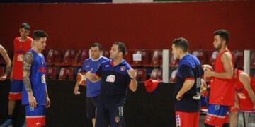 Santander se mostró conforme tras el triunfo en el debut frente a Baurú\u002E