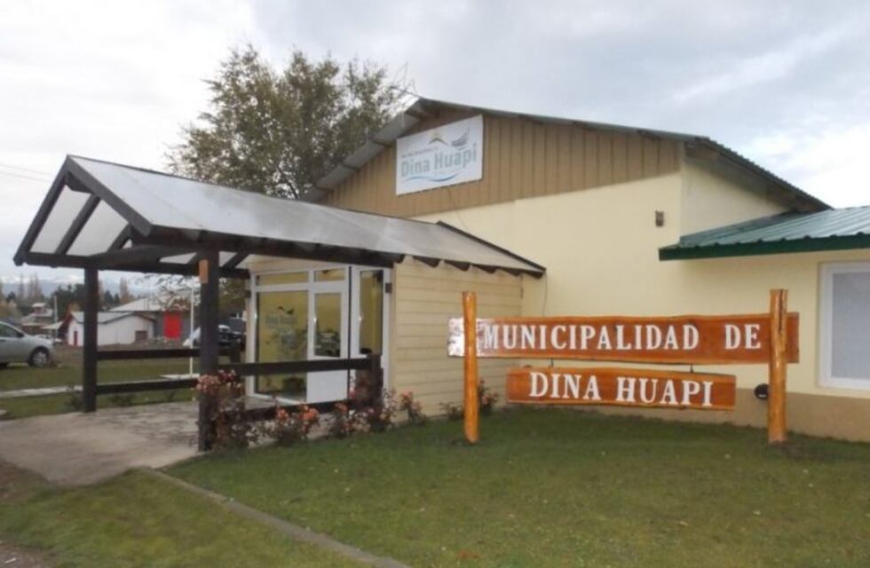 Dina Huapi declaró la emergencia económica