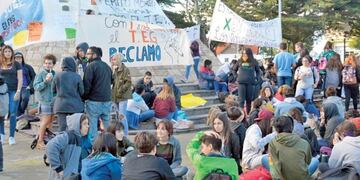 En Comodoro, como en el resto de la provincia los alumnos se movilizan\u002E