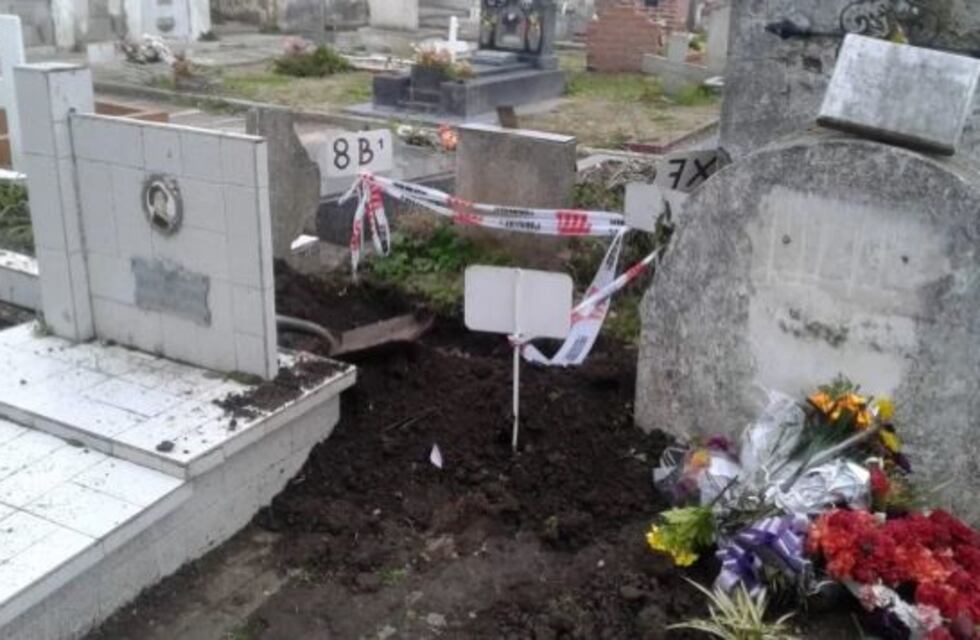 Investigan el robo del cadáver de un bebé en el cementerio de Miramar