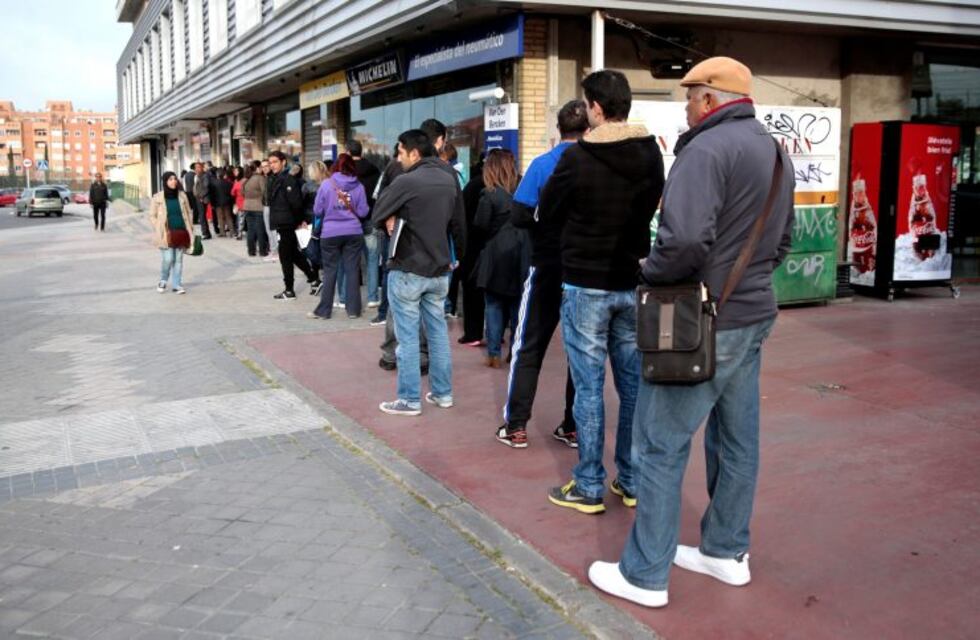 Se agrava la situación social en Rosario: sectores de clase media se acercan al municipio a pedir ayuda