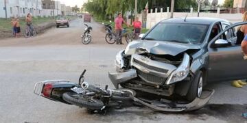 Presentan un manual para que motociclistas eviten ser protagonistas de choques