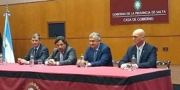 Gustavo Sáenz y Gerardo Morales reivindicando el convenio entre Salta y Jujuy por seguridad y prevención